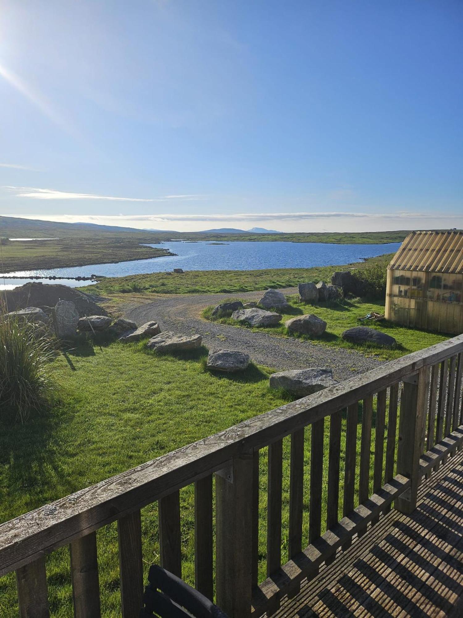 North Uist Lodges Tigharry Room photo