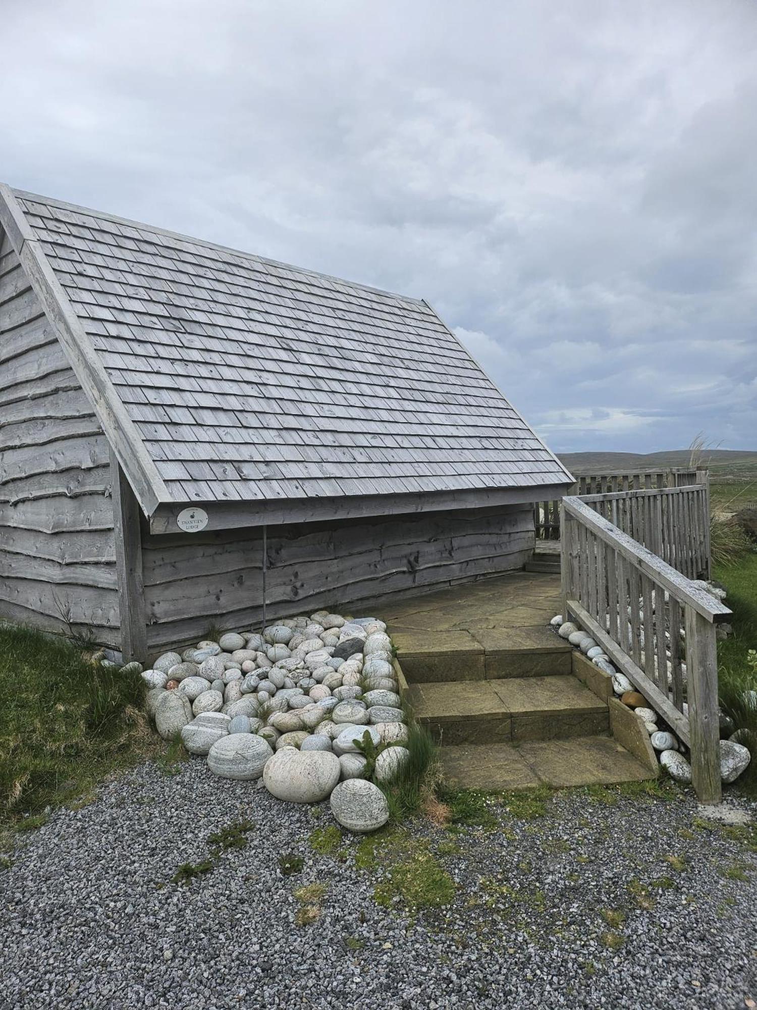 North Uist Lodges Tigharry Room photo